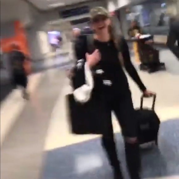 Meet your Posher, Jodi - Picture 1 of 1